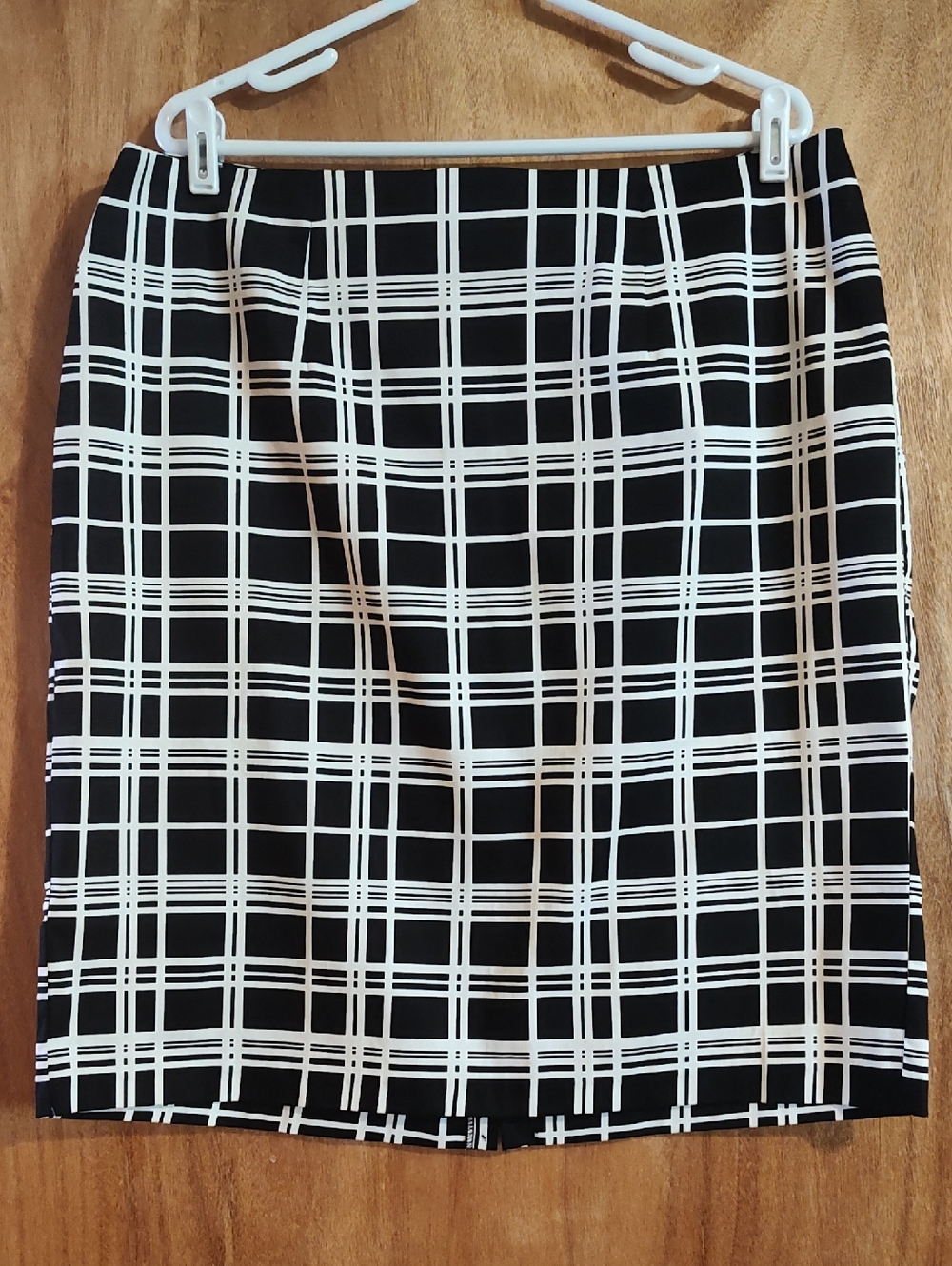 NWT Cato Pencil Skirt Black White Plaid Cotton Stretch Back Zip Plus Size 18W